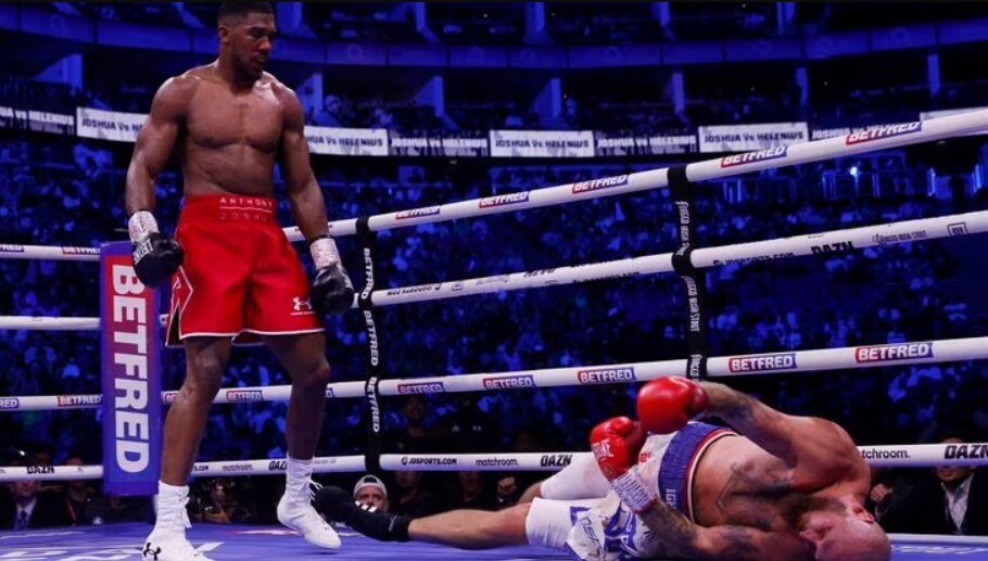Anthony Joshua triumphs over Robert Helenius with a devastating knockout.