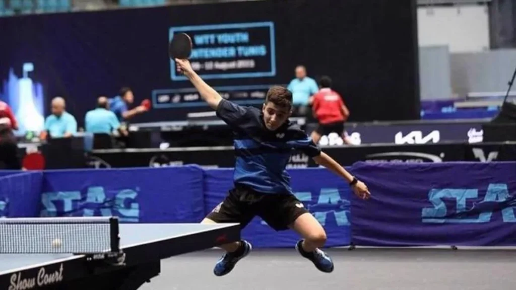 Young Iranian tennis enthusiast, Benyamin Faraji.