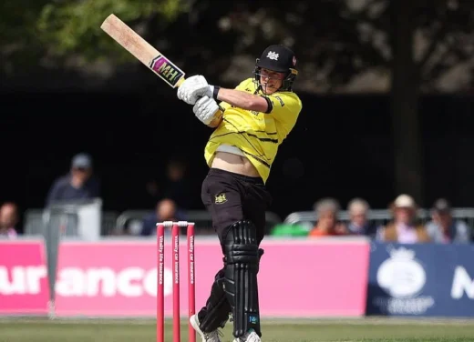 Miles Hammond’s Stellar Innings Catapults Gloucestershire into Metro Bank One Day Cup Semi-Finals