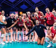 Seleção Feminina de Voleibol dos EUA: Uma Jornada rumo ao Domínio de Paris 2024