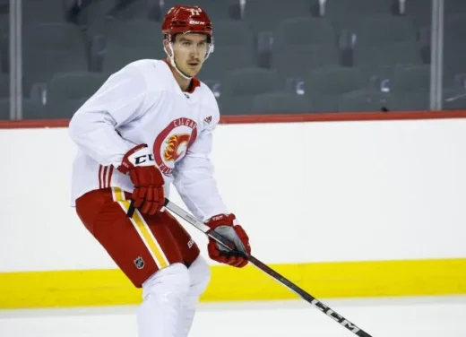 Uma era de continuidade: Mikael Backlund garante extensão e capitania com as chamas