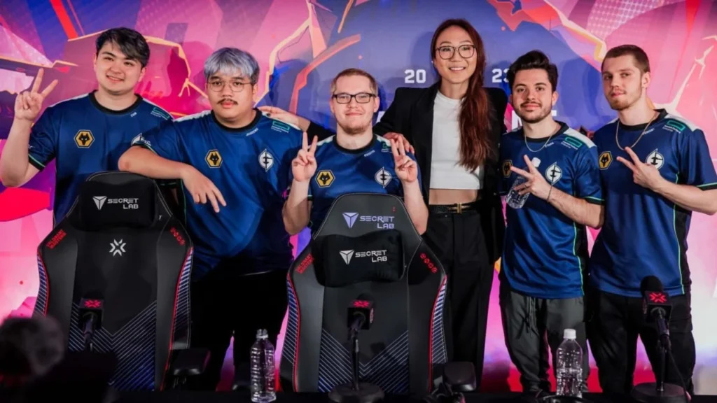 Group photo of the renowned Evil Geniuses esports team.