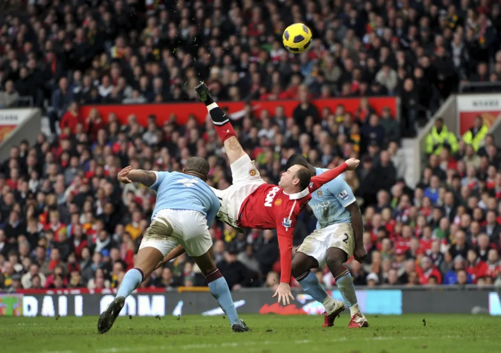 Garnacho's goal has striking similarities to Wayne Rooney's against Manchester City in 2011.