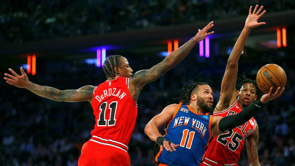 Miami and Chicago Vie for Last NBA Playoff Spot