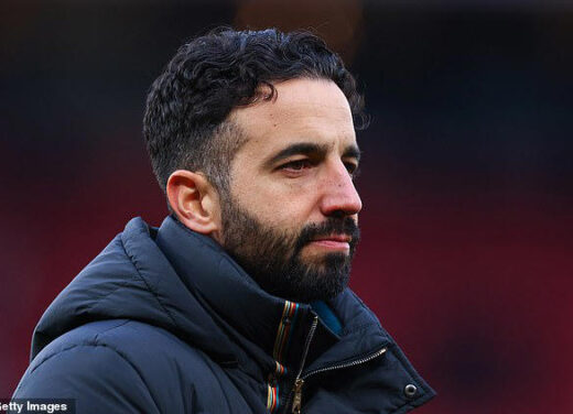 Gary Neville Criticizes Ruben Amorim After Manchester United’s Defeat to Crystal Palace