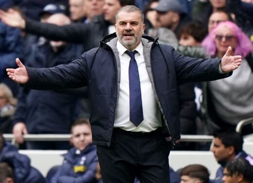 Fans Tottenham Kecam Postecoglou Atas Kesalahan Pemilihan Pemain Kunci Melawan Manchester City