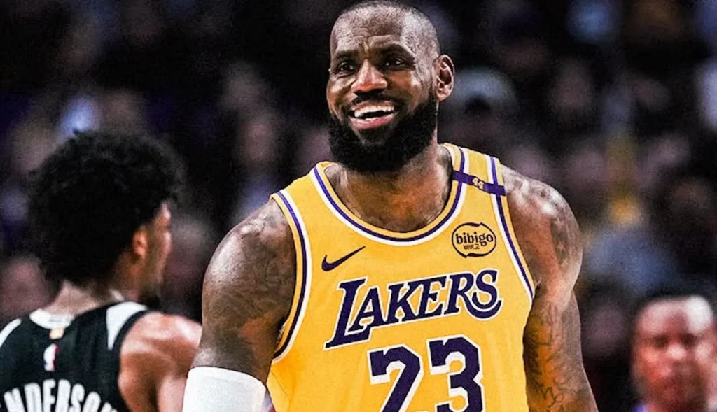 LeBron James Leads Lakers to Win at 40