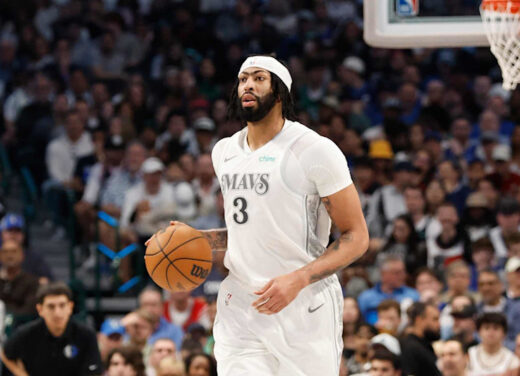 Anthony Davis to Miss Several Weeks After Injury in Mavericks Debut