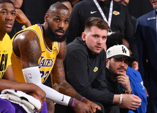 Luka Dončić dan LeBron James Bawa Lakers Raih Kemenangan OT yang Menyenangkan Atas Knicks