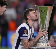 Spurs Celebrate Europa League Win Amid UEFA’s Medal Mishap