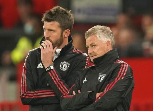 Manchester United narrow interim manager search to two former players