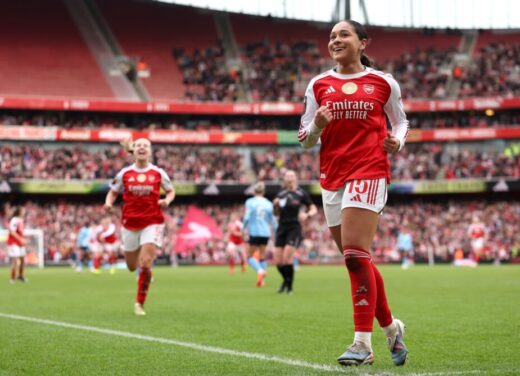 Arsenal deliver statement win over leaders City in WSL