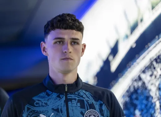 Phil Foden agrees new Manchester City contract despite difficult run of form